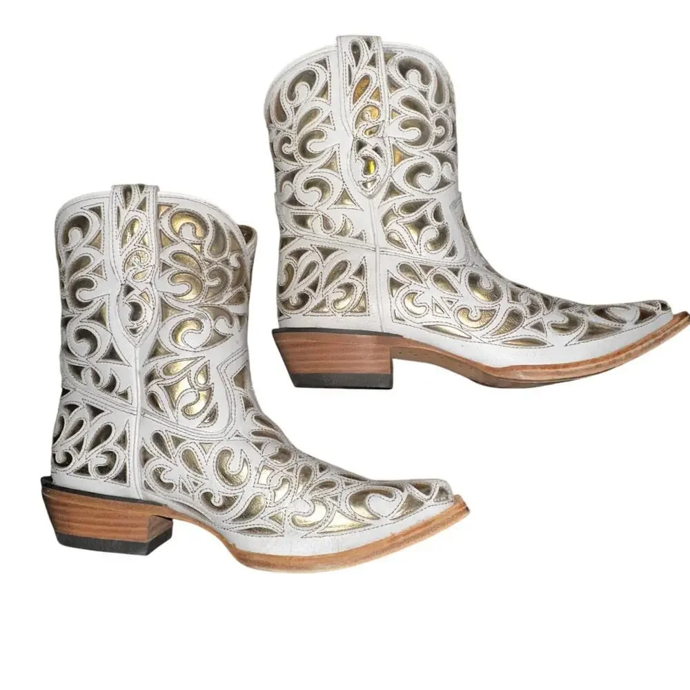 NWOB ARIAT WOMEN'S VALENTINA WESTERN BOOTIES - SNIP TOE Sz 7